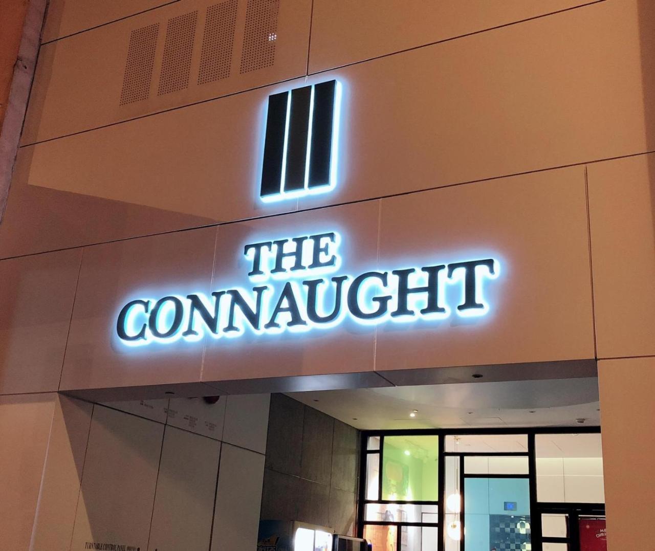 Отель The Connaught Гонконг Экстерьер фото